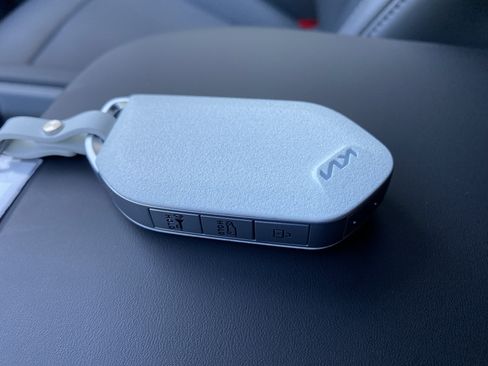 Used 2026 Kia EV9 Light RWD image 38
