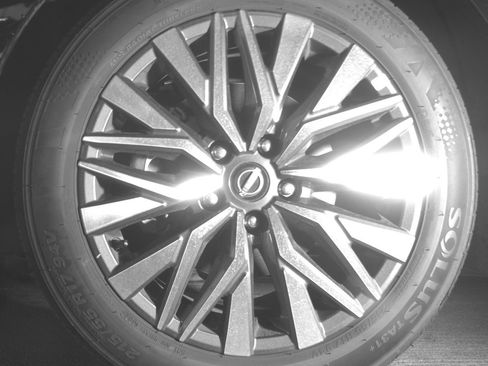 Used 2025 Nissan Altima 2.5 SV image 12