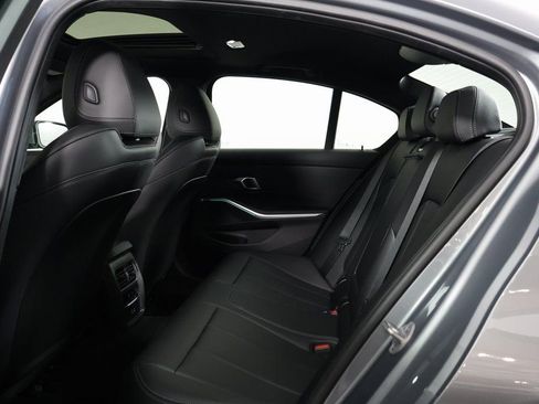 Used 2025 BMW 330i Sedan w/ Convenience Package image 11