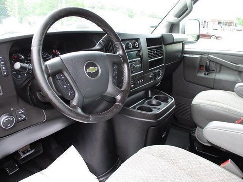 Used 2020 Chevrolet Express 2500 LS w/ Driver Convenience Package RWD image 28