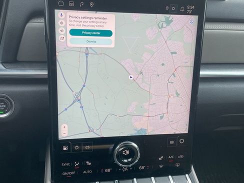 Used 2026 GMC Terrain Elevation w/ Elevation Premium Package image 8