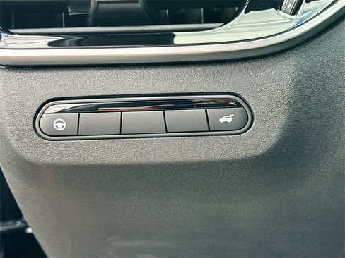 Used 2026 INFINITI QX60 Sport w/ Dark Cargo Package image 11