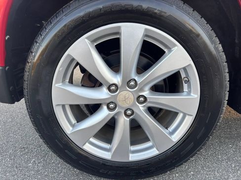 Used 2015 Mitsubishi Outlander Sport ES FWD image 16