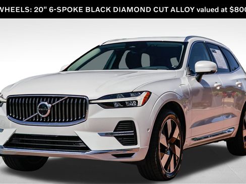 Used 2023 Volvo XC60 T8 Plus w/ Protection Package Premier AWD/4WD image 3
