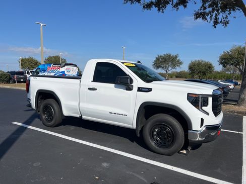 Used 2024 GMC Sierra 1500 Pro w/ Pro Value Package image 1