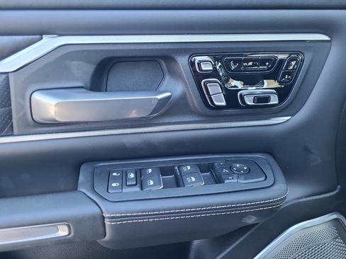 New 2026 RAM 1500 Tungsten w/ Trailer Tow Group image 32