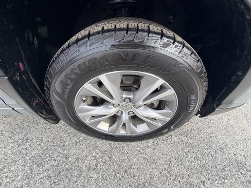 Used 2015 Toyota Highlander XLE image 46