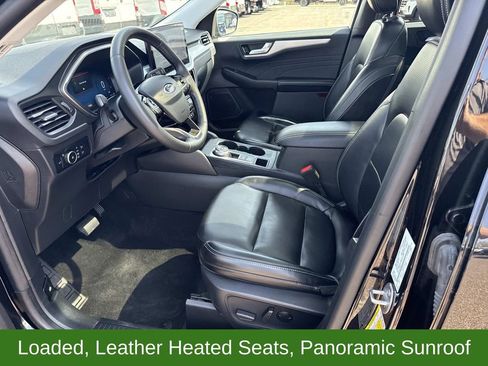 Certified 2024 Ford Escape Platinum AWD/4WD image 17