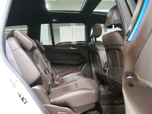 Certified 2019 Mercedes-Benz GLS 450 4MATIC image 24