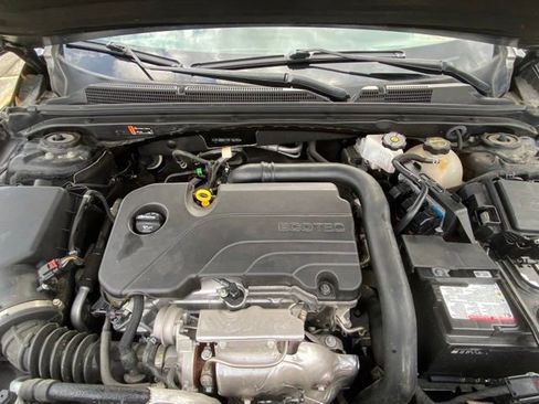 Used 2024 Chevrolet Malibu LS FWD image 33