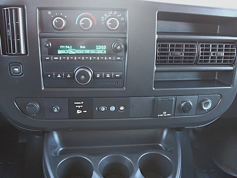 Used 2023 Chevrolet Express 3500 139WB ENCLOSED SERVICE VAN w/ Power Convenience Package image 26