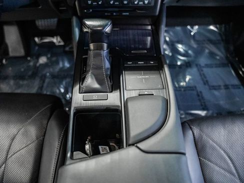 Used 2019 Lexus ES 350 Luxury image 22