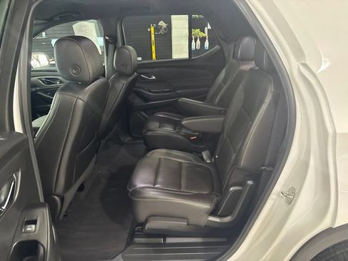 Used 2023 Chevrolet Traverse LT AWD/4WD image 31