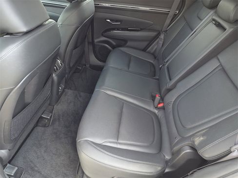 Used 2024 Hyundai Tucson Limited image 16
