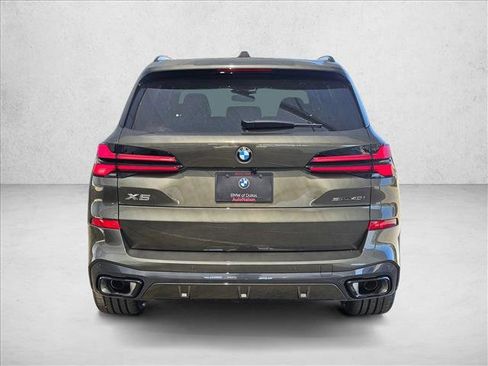 New 2026 BMW X5 sDrive40i w/ Executive Package image 7