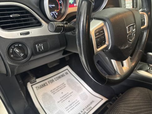 Used 2019 Dodge Journey SE w/ Connectivity Group FWD image 27