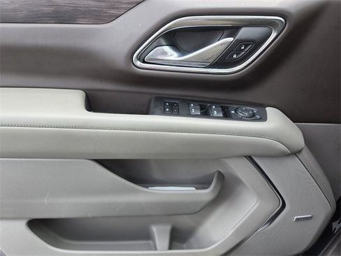 Used 2024 Chevrolet Tahoe LT image 32