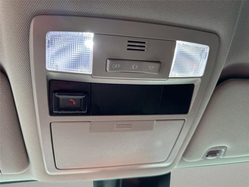Used 2021 Toyota Tacoma SR w/ SR Convenience Package RWD image 31