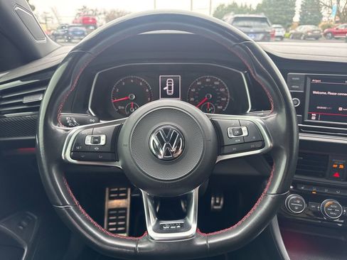 Used 2019 Volkswagen Jetta GLI image 22