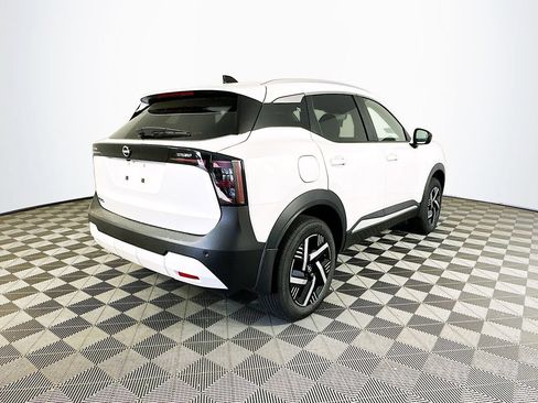 New 2026 Nissan Kicks SV w/ SV Premium Package FWD image 10