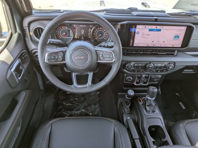 New 2026 Jeep Wrangler Unlimited Sahara AWD/4WD image 16