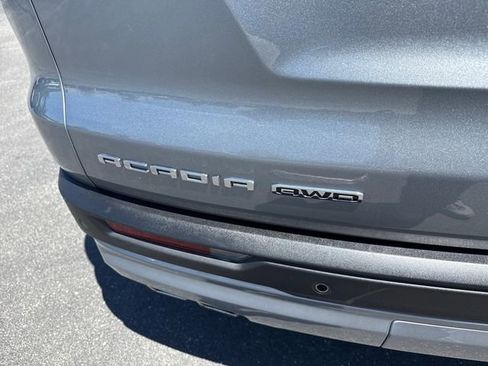 Used 2024 GMC Acadia Elevation AWD/4WD image 43