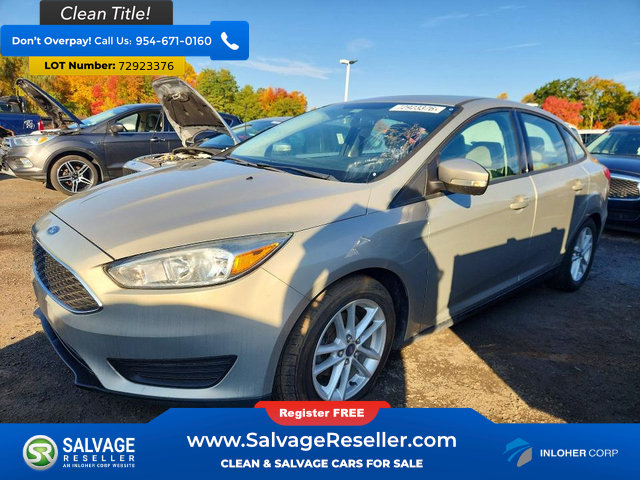 Used 2015 Ford Focus SE FWD image 1