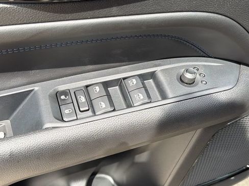 New 2026 Jeep Compass Latitude AWD/4WD image 14