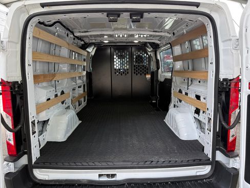 Used 2025 Ford Transit 250 Low Roof w/ Exterior Upgrade Package RWD image 8