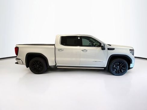 Used 2024 GMC Sierra 1500 Denali Ultimate image 8
