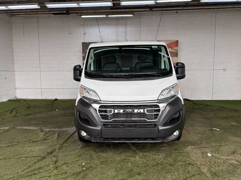 Used 2025 RAM ProMaster 2500 w/ U-Haul Equipment Group image 4