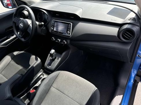 Used 2025 Nissan Kicks Play S FWD image 27