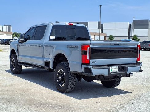 New 2026 Ford F250 Platinum w/ Tremor Off-Road Package AWD/4WD image 6