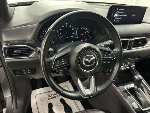 Used 2021 MAZDA CX-5 Signature AWD/4WD image 4