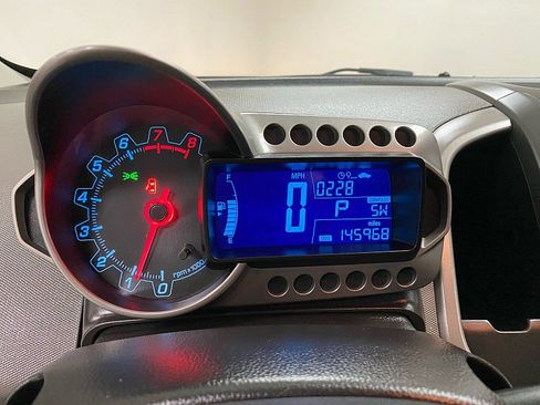 Used 2013 Chevrolet Sonic LT image 20