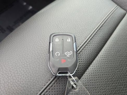 Used 2022 GMC Sierra 2500 Denali w/ Denali Ultimate Package image 27