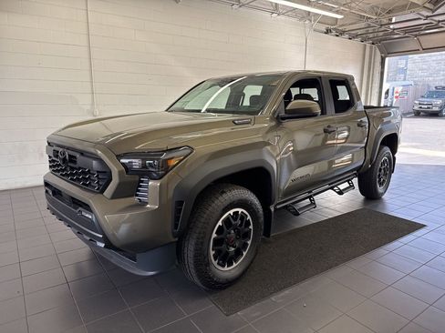 New 2026 Toyota Tacoma TRD Off-Road image 4