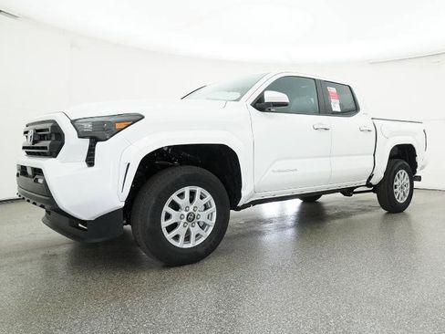New 2026 Toyota Tacoma SR5 image 6
