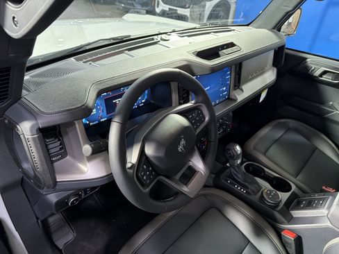 New 2026 Ford Bronco Outer Banks AWD/4WD image 21