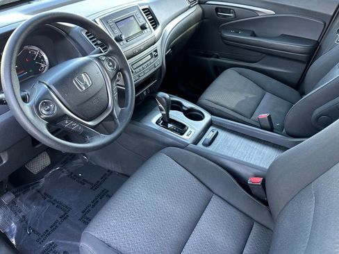 Certified 2019 Honda Ridgeline Sport image 10