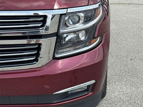 Used 2020 Chevrolet Tahoe Premier AWD/4WD image 9