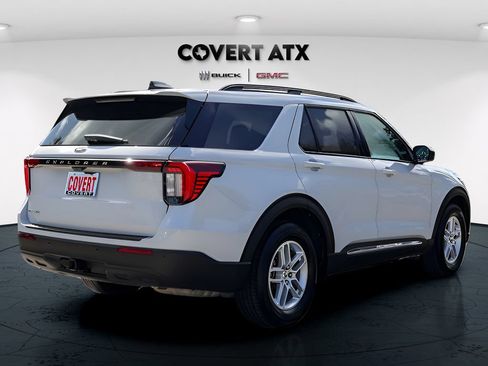 Used 2025 Ford Explorer Active RWD image 7