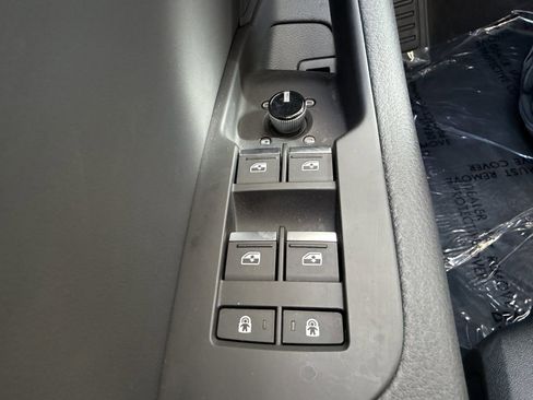 Used 2024 Audi A6 Premium w/ Convenience Package image 31