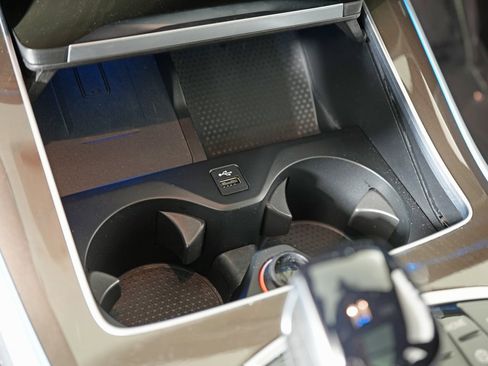 Used 2022 BMW X5 xDrive45e w/ M Sport Package image 29