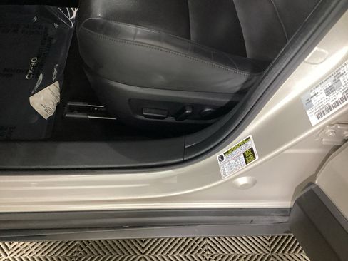 Used 2024 MAZDA CX-30 AWD 2.5 S w/ Premium Package image 15