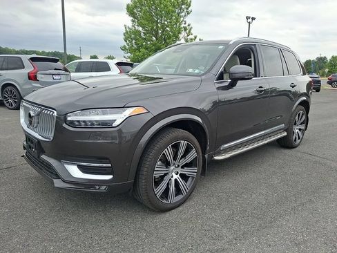 Used 2023 Volvo XC90 B6 Ultimate AWD/4WD image 3