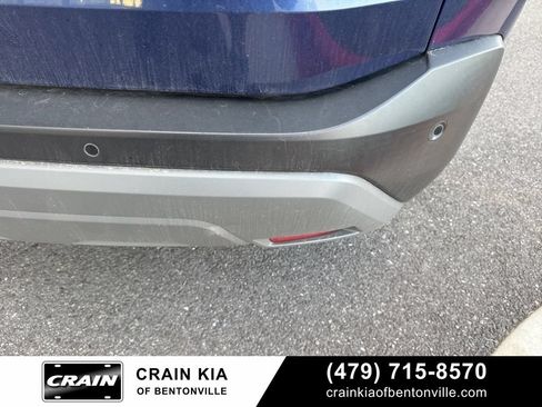 Used 2023 Nissan Rogue SV AWD/4WD image 9