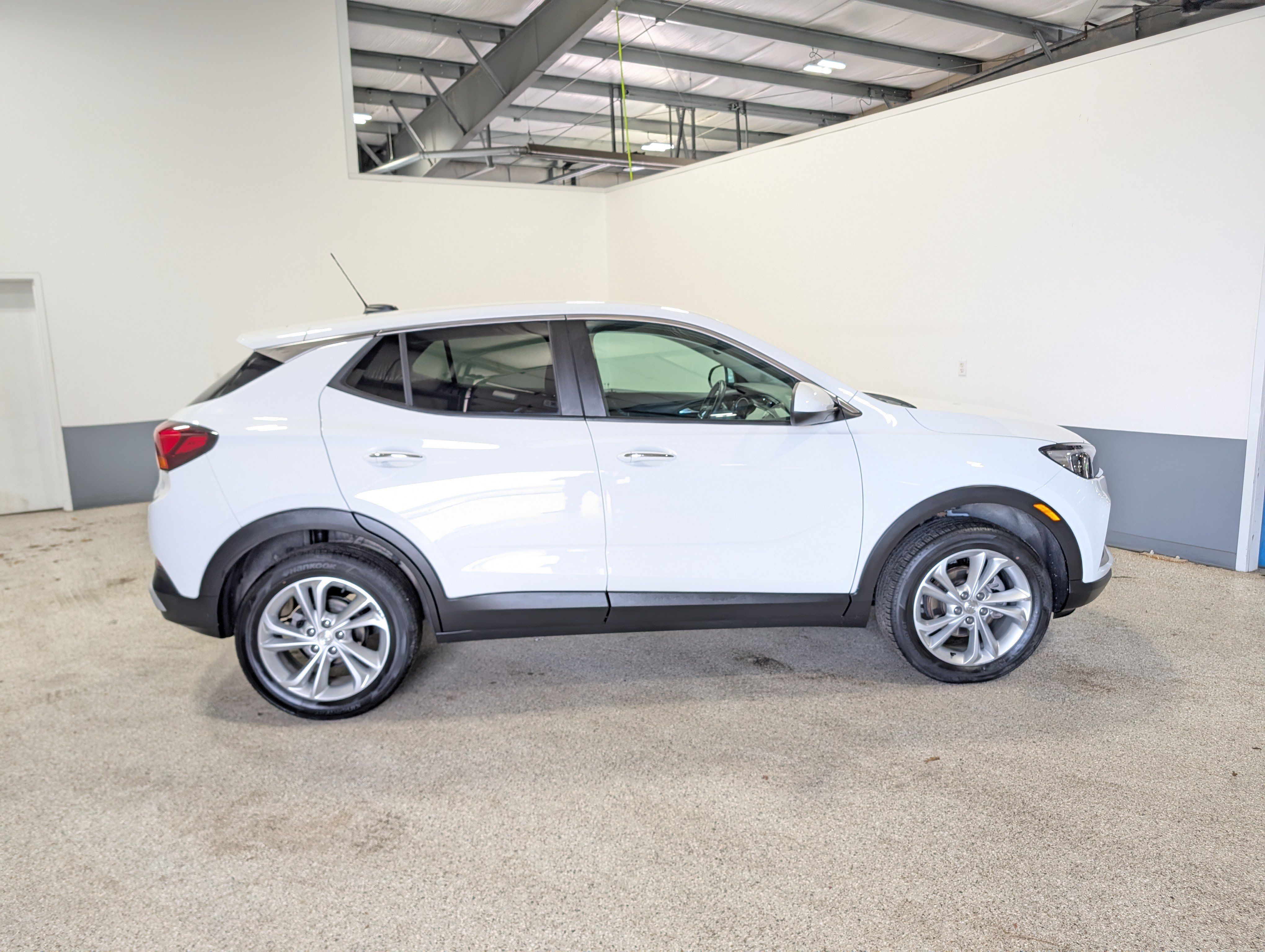 Used 2023 Buick Encore GX Preferred w/ Cold Weather Comfort Package AWD/4WD image 2