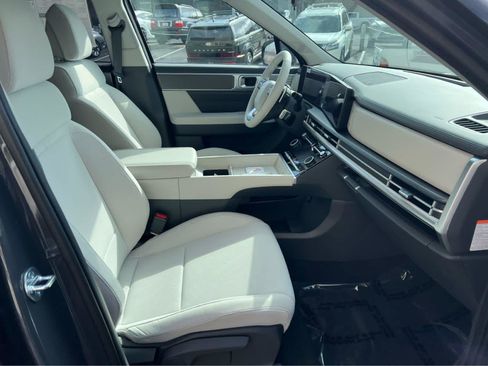 New 2026 Hyundai Santa Fe SE AWD/4WD image 17