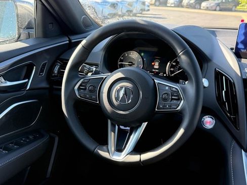 New 2025 Acura RDX SH-AWD image 7